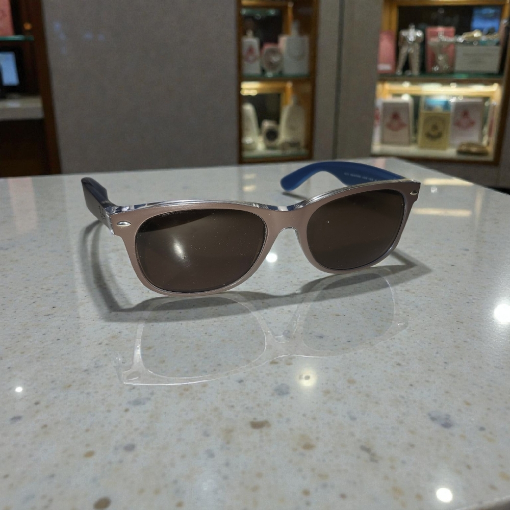 Ray-Ban Sunglasses with Blue and Silver Frame